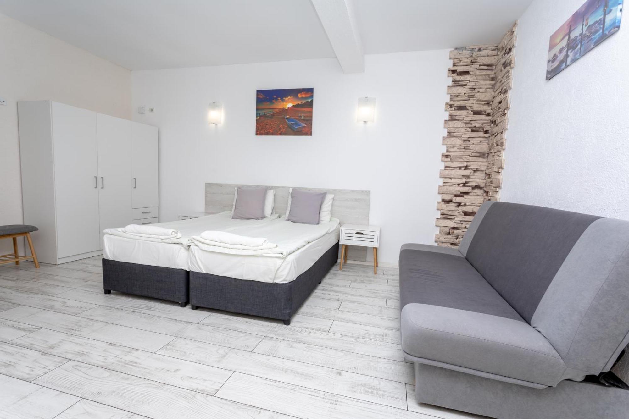 Guest House Desi - Къща За Гости Деси Balchik Exterior foto
