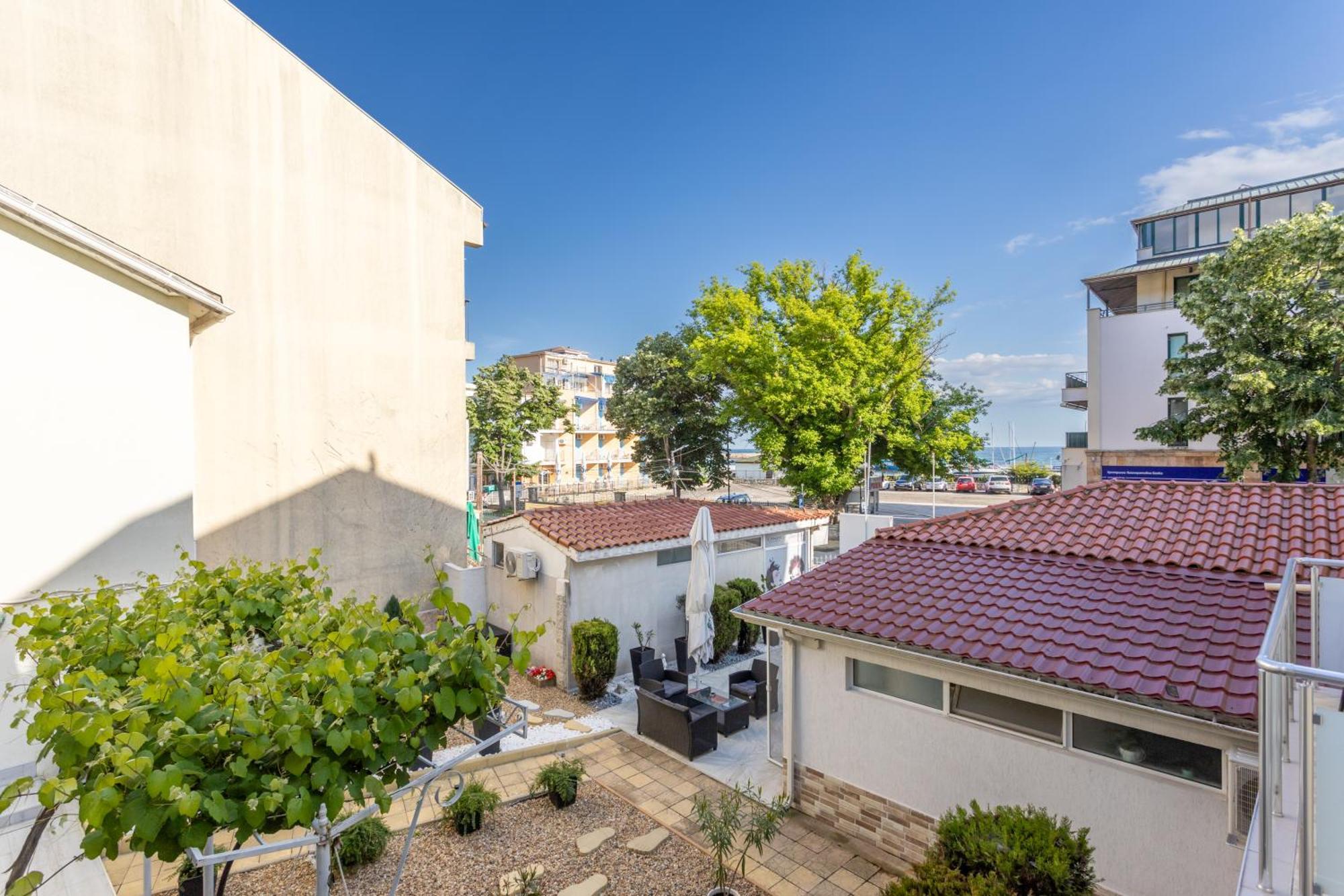 Guest House Desi - Къща За Гости Деси Balchik Exterior foto